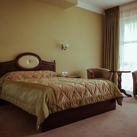 Warszawa 4*