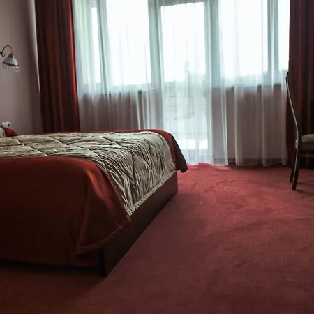 Warszawa 호텔 4*